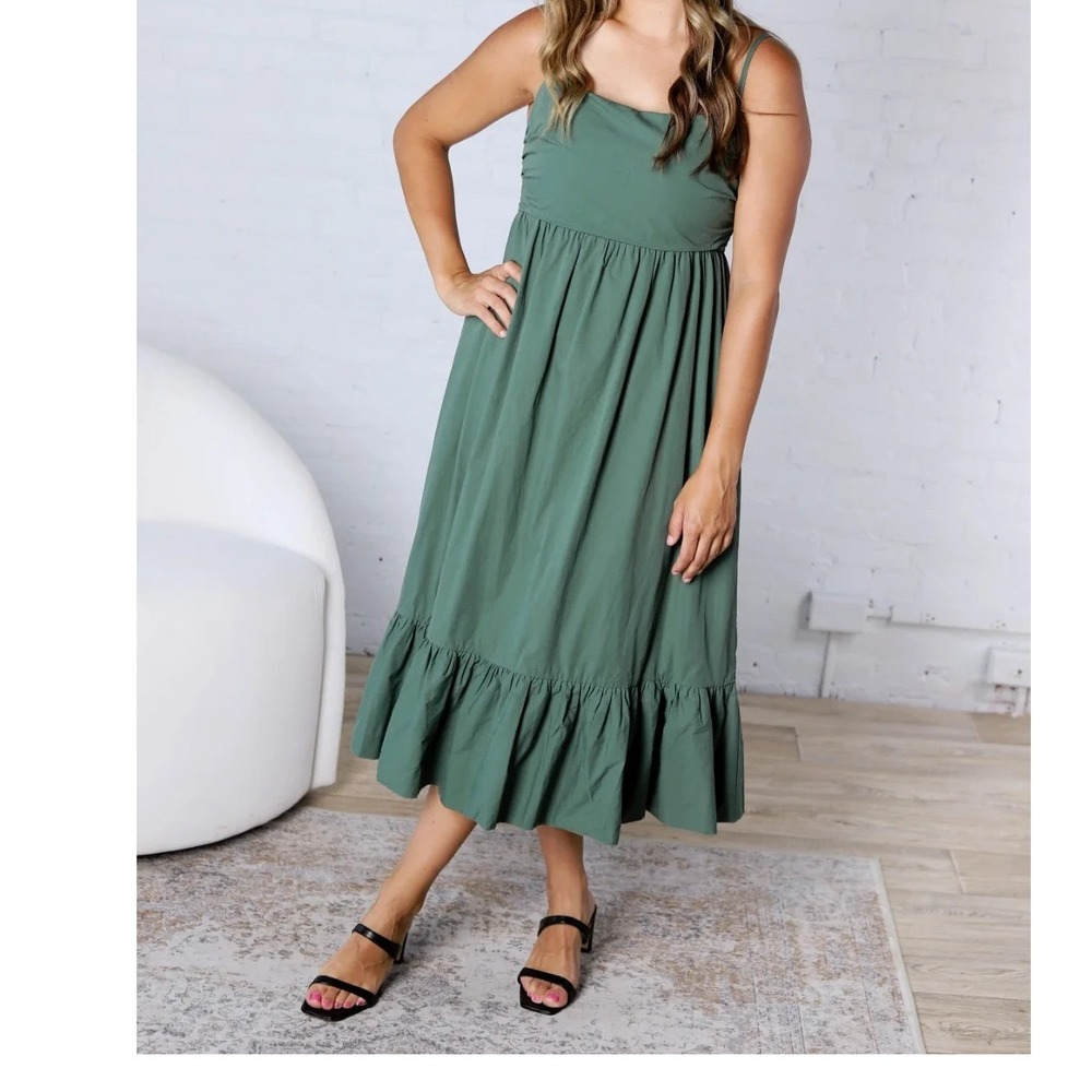 Sunday Edition Women's Medium Jade Green Shirring Top Tiered Midi Dress NEW chic
